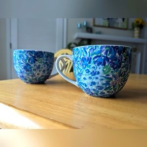 Lilly Pulitzer set of 2 mugs
